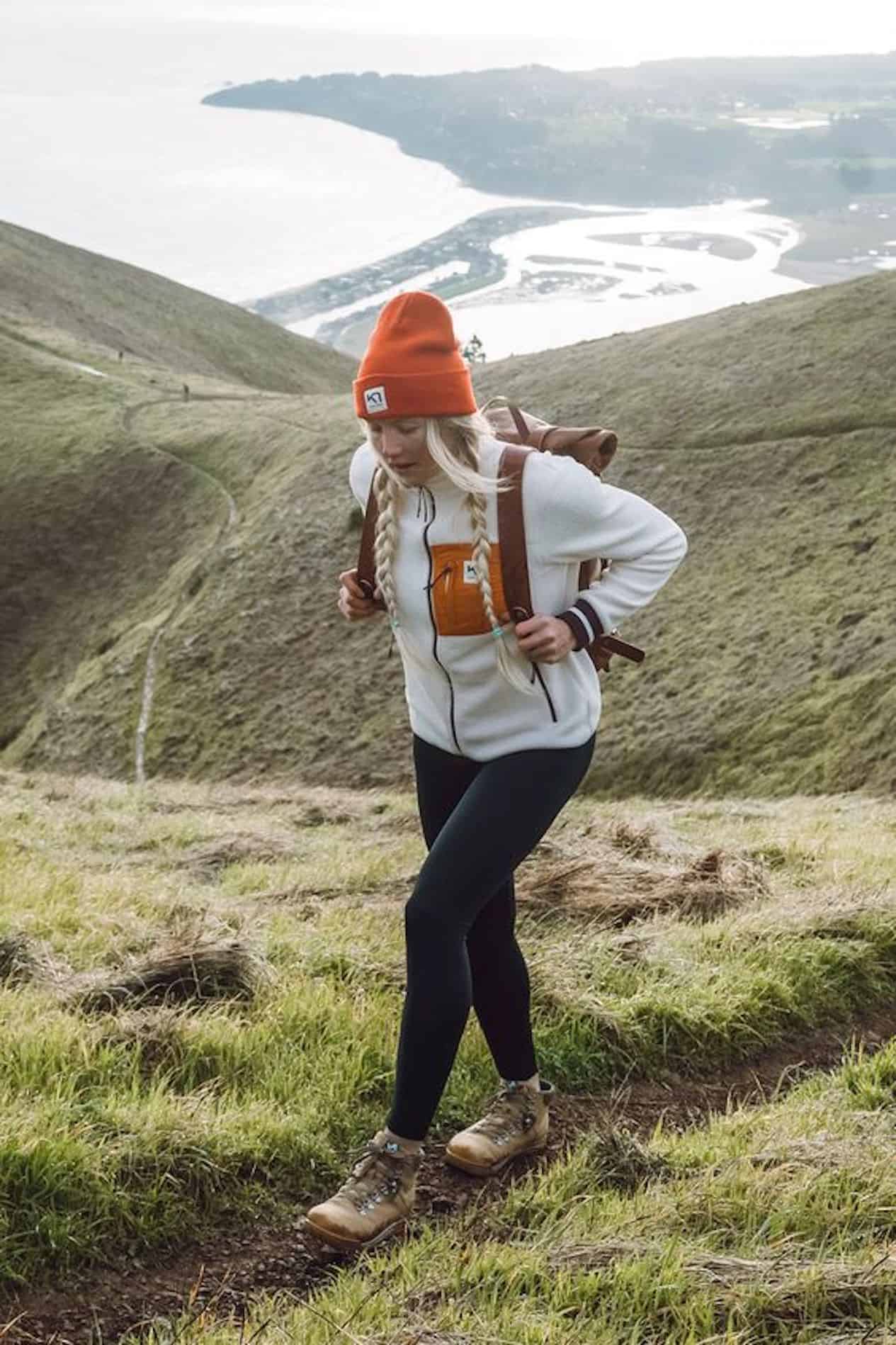 What To Wear On A Hiking Date In Any Season!