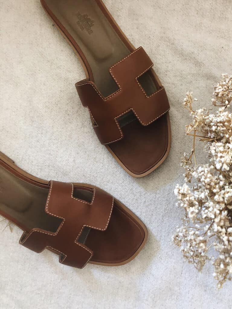 6 Must-See Hermes Sandal Dupes: Très Chic Look For Less (2023)