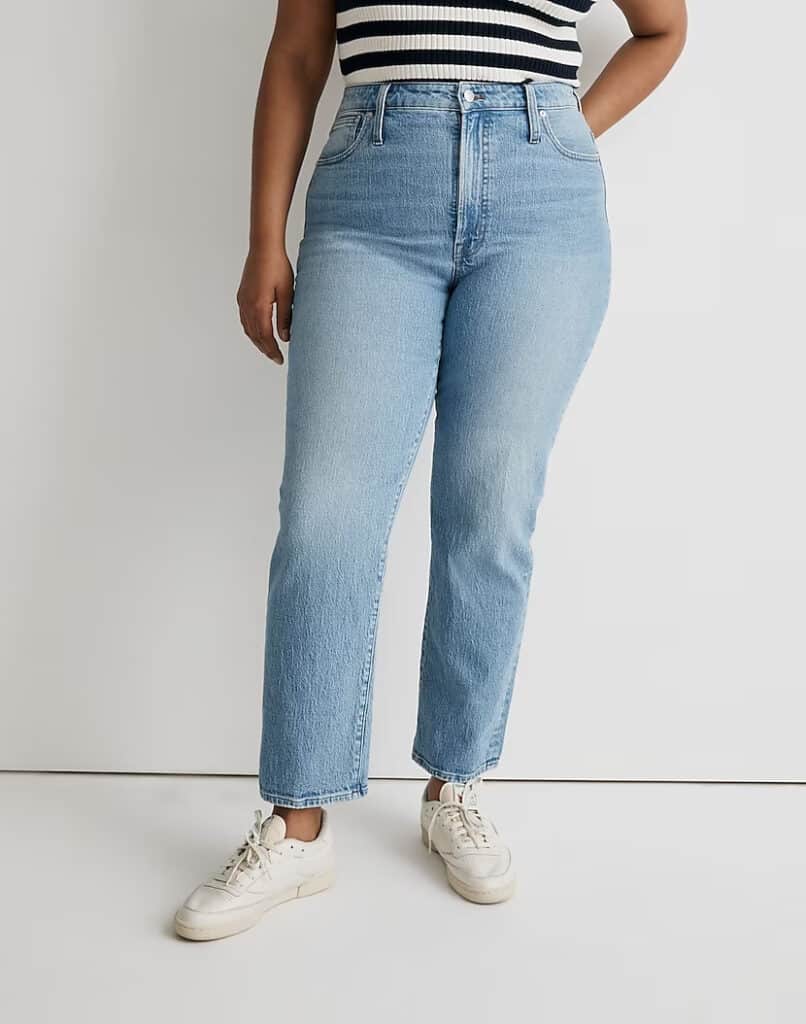 Best Jeans For Pear Shape Babes That Are So Flattering for 2023!