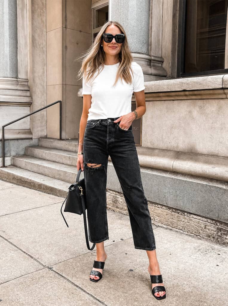 What Shoes To Wear With Straight Leg Jeans For A Modern Look
