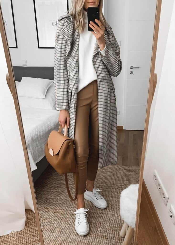 19 Chic Leather Pants Outfit Ideas That Prove You Need A Pair 4738