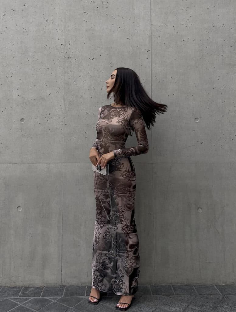 18+ Stores Like Lucy In The Sky for Stunning Dresses & Apparel
