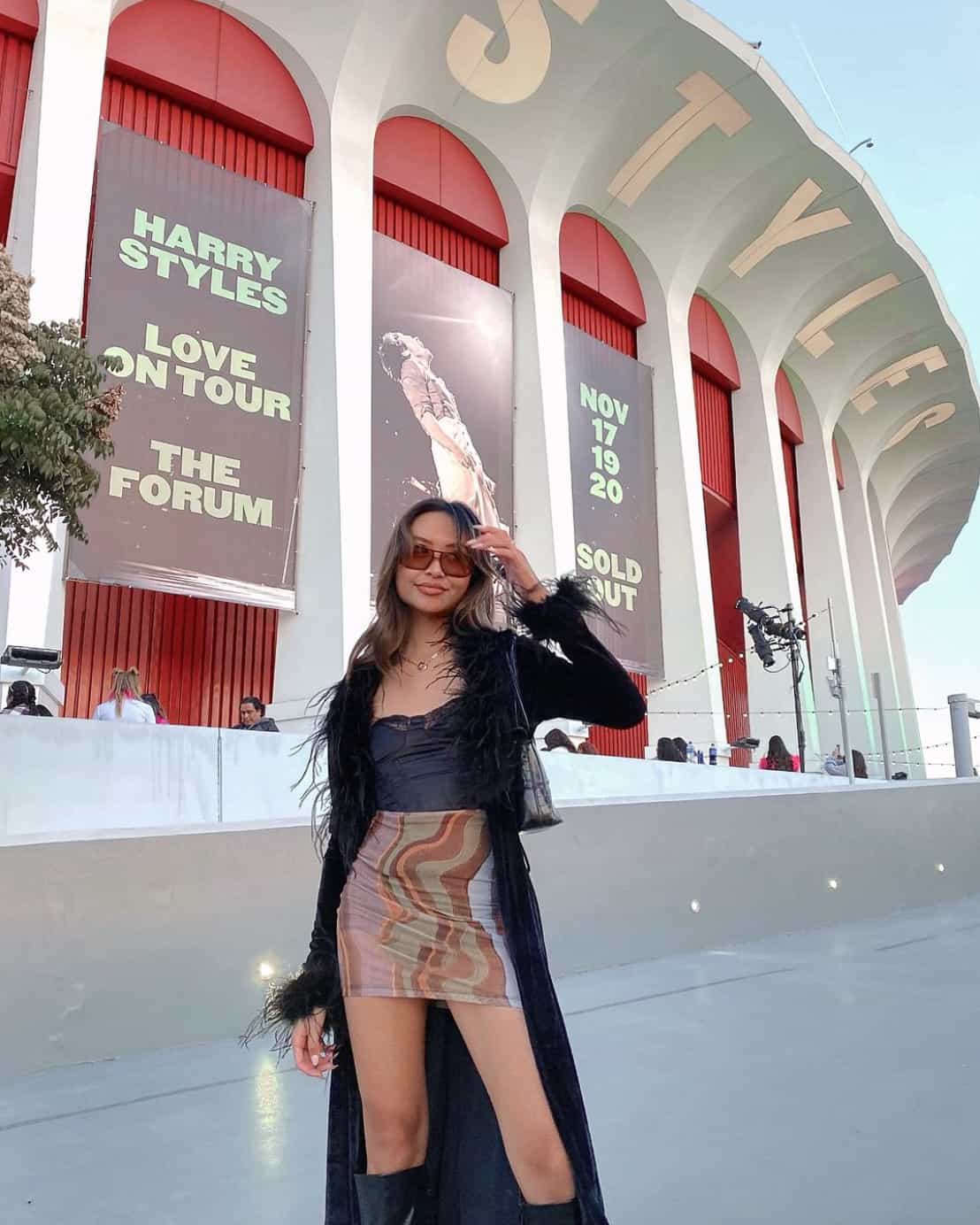 What to Wear to a Harry Styles Concert - FASHION Magazine