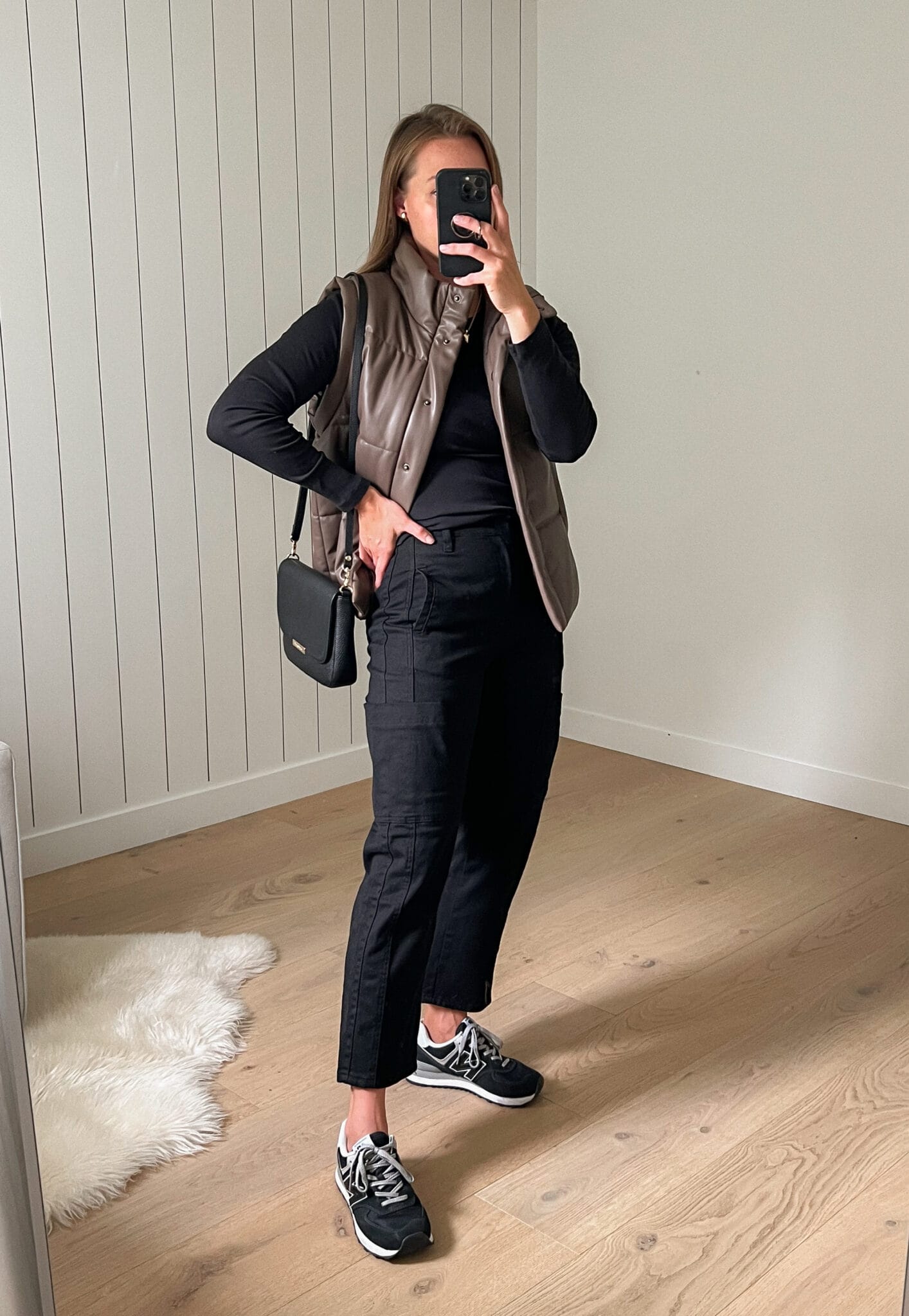 15+ Chic Brown and Black Outfit Ideas You Can Easily Recreate!