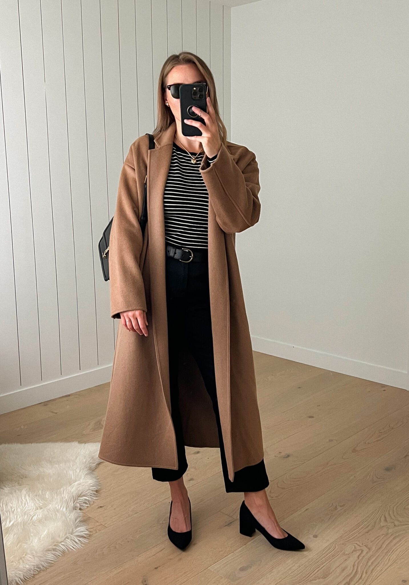 15+ Chic Brown and Black Outfit Ideas You Can Easily Recreate!