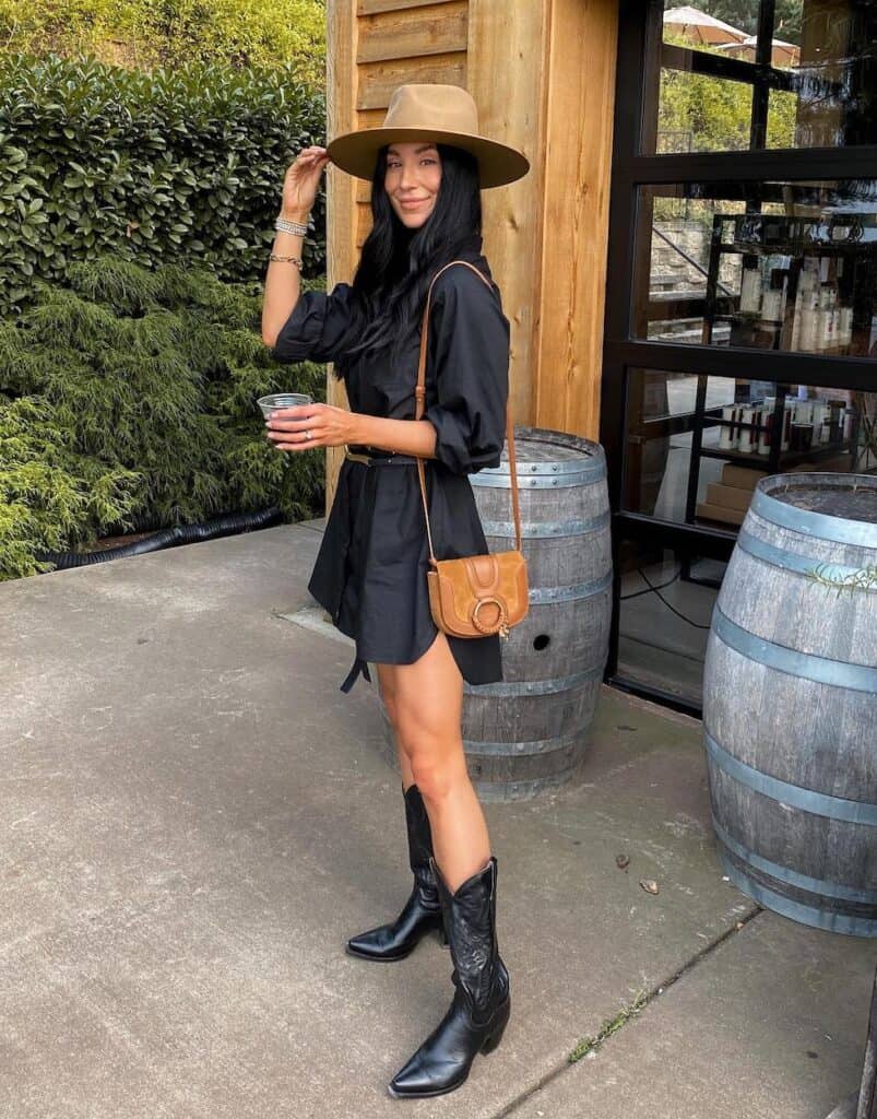 *Exactly* What To Wear To A Winery + Chic Wine Tasting Outfits