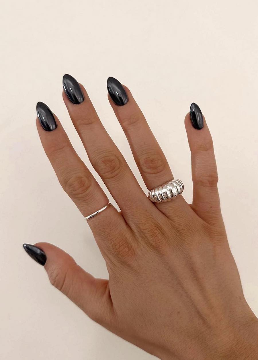 black chrome nails