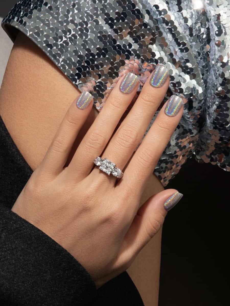 short metallic iridescent nails