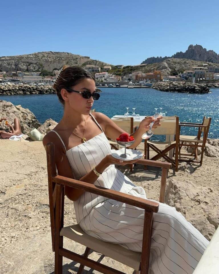 Gorgeous Eva Longoria's Minimalistic Euro-summer Wardrobe Is A Dream Image Gorgeous Eva Longoria's Minimalistic Euro-summer Wardrobe Is A Dream Image